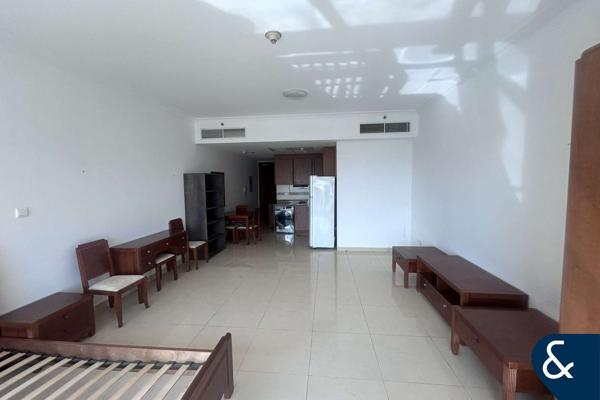 Studio | Vacant | Great investment